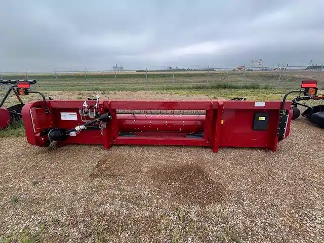 Gallery image 2 for Used 2022 Case IH 3016 Header - Pickup