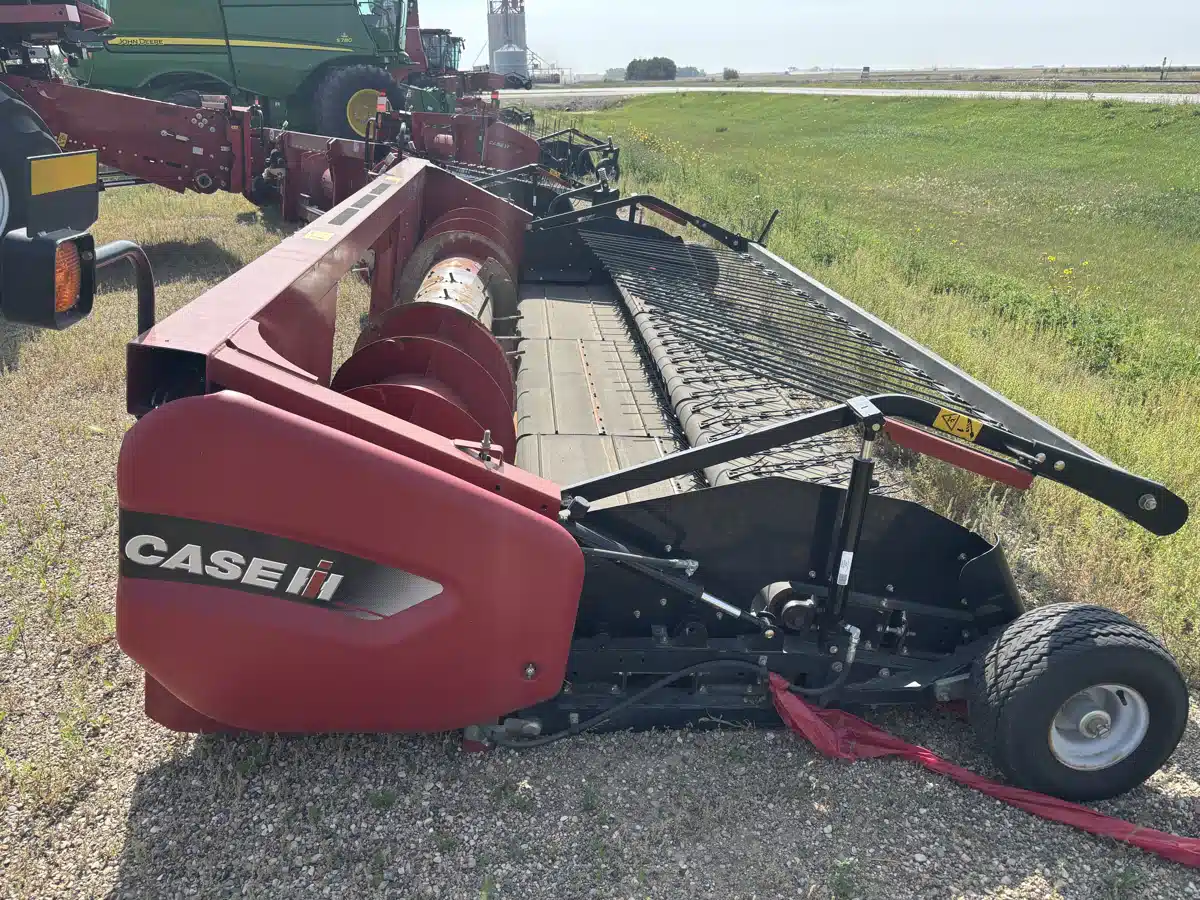 Gallery image 1 for Used 2019 Case IH 3016 Header - Pickup