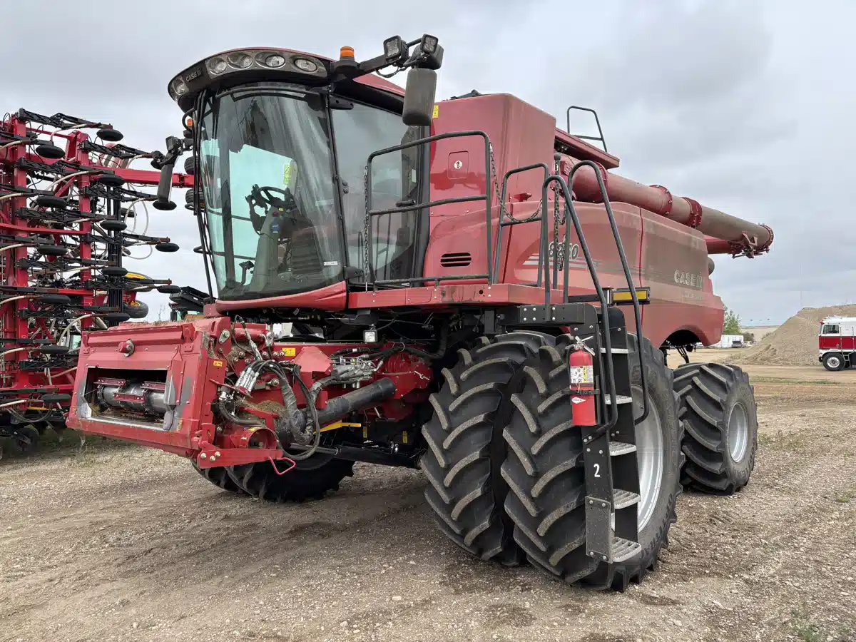 Gallery image 1 for Used 2019 Case IH 8250 Combine