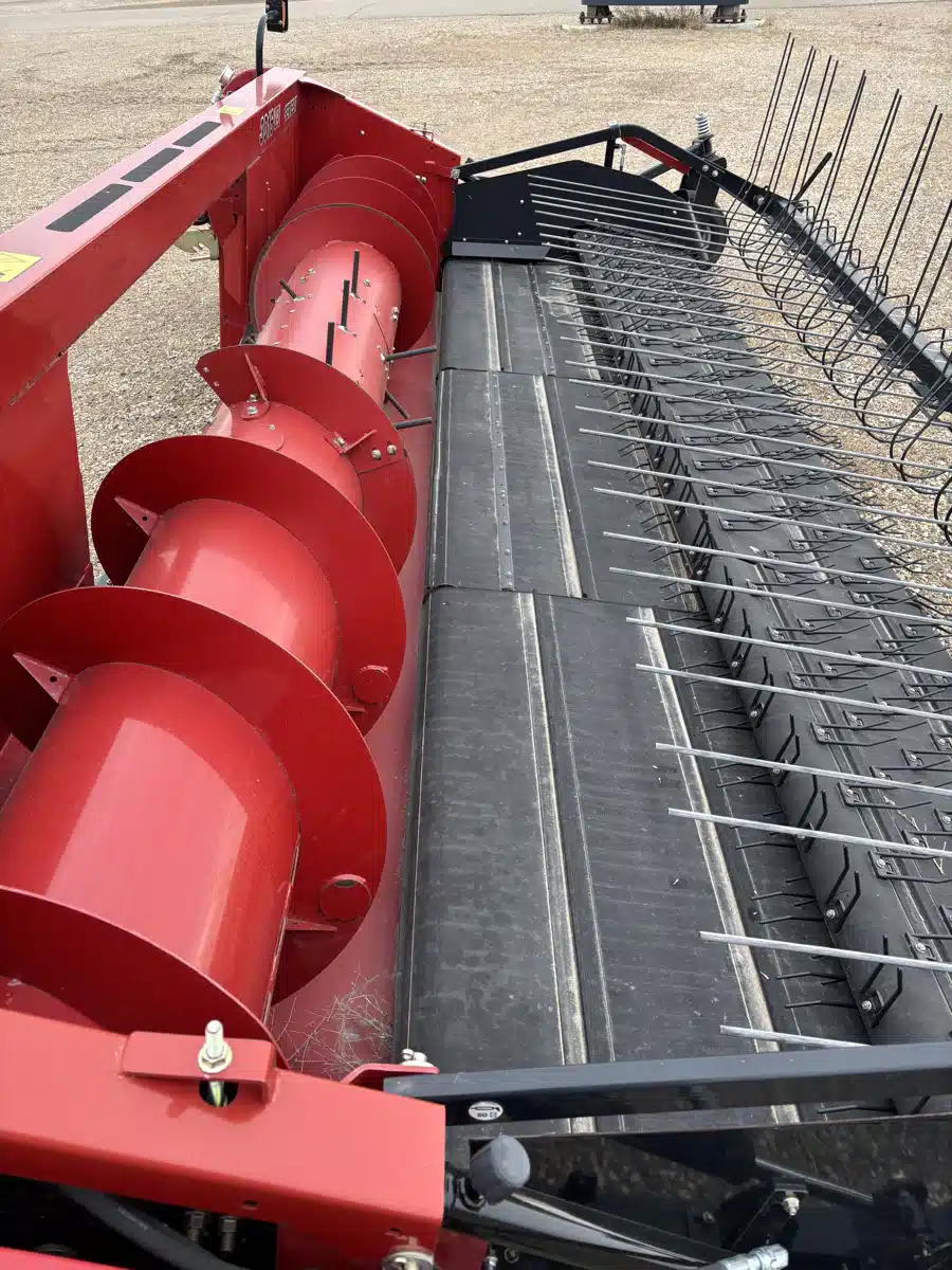 Gallery image 2 for Used 2021 Case IH 3016 Header - Pickup