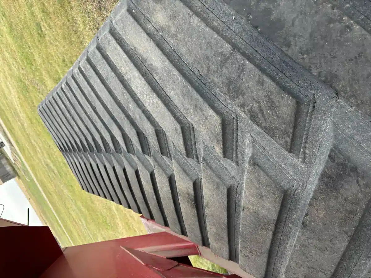 Gallery image 2 for 2015 J&M 1121 Grain Cart