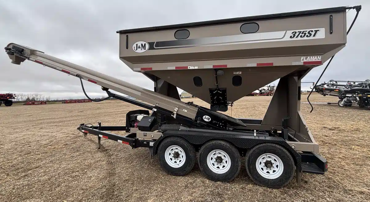 Gallery image 1 for Used 2014 J&M 375ST Tender