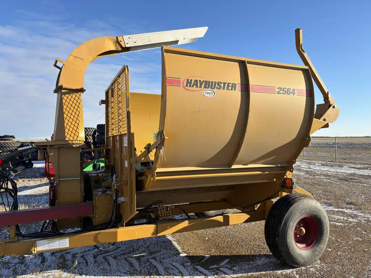 Used 2015 Haybuster 2564 Bale Processor