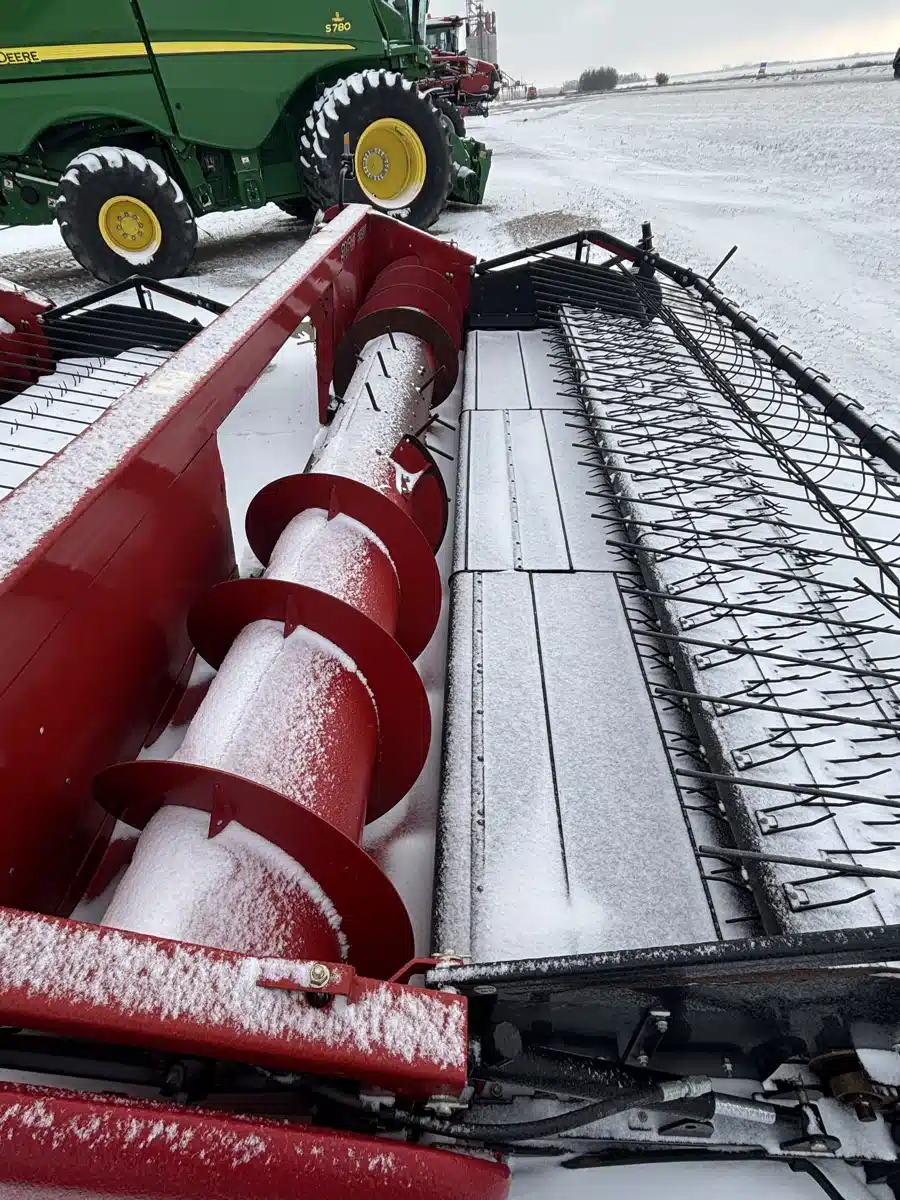 Gallery image 2 for 2022 Case IH 3016 Header - Pickup