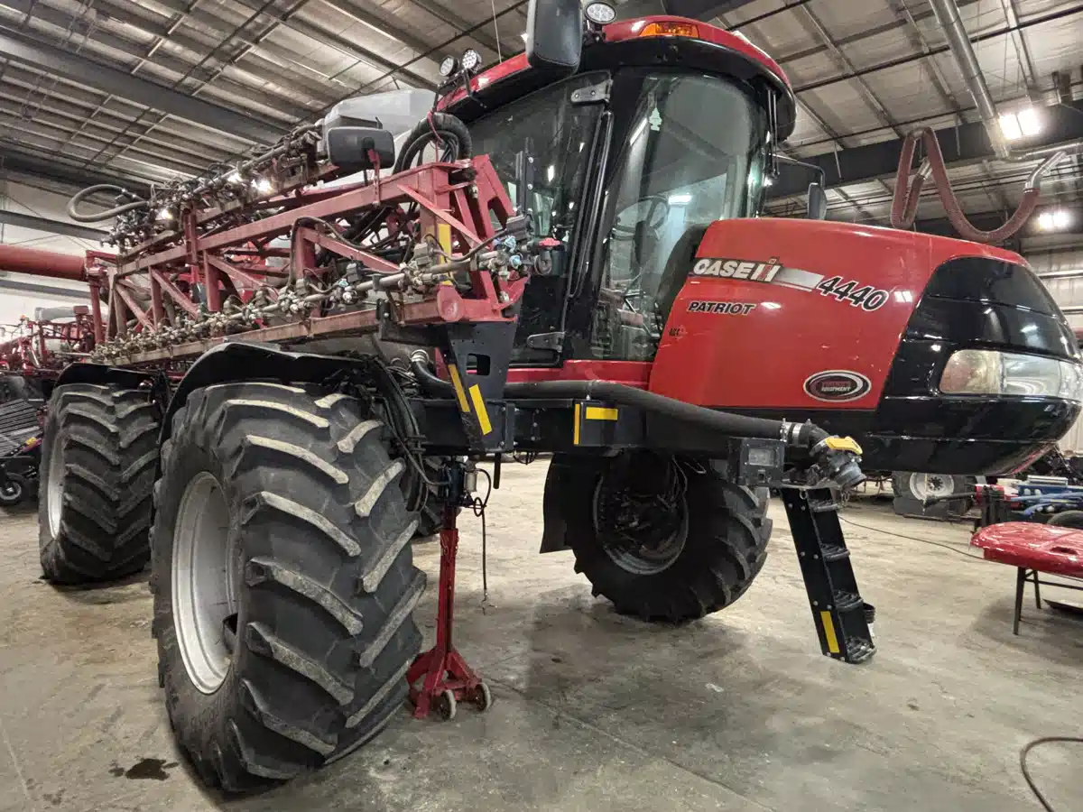 Gallery image 2 for Used 2021 Case IH PATRIOT 4440 Sprayer - Self Propelled