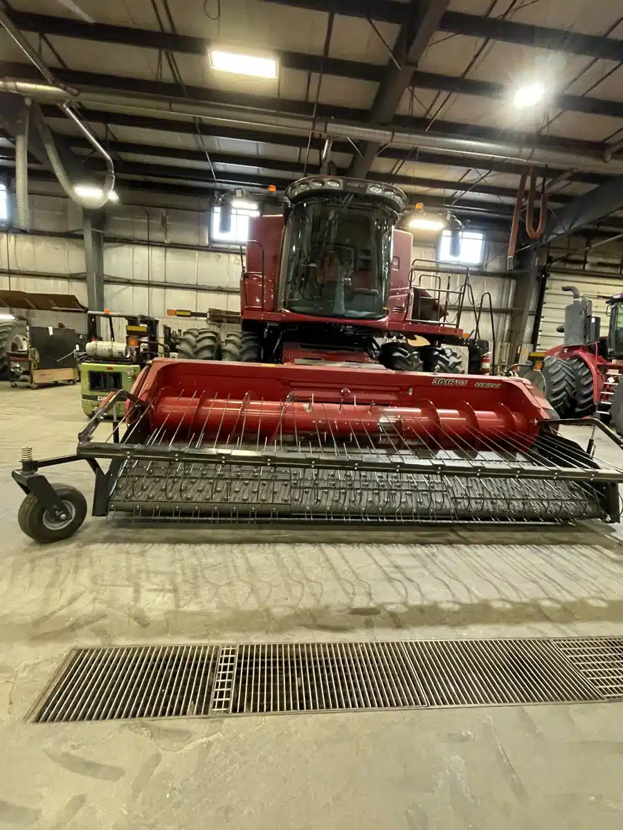 Gallery image 1 for 2025 Case IH 8260 Combine