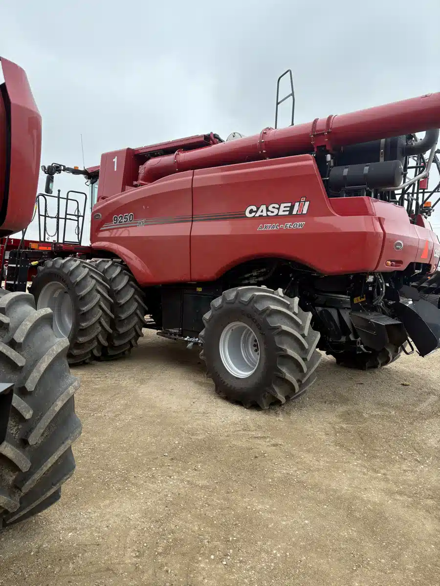 Gallery image 1 for 2024 Case IH 9250 Combine