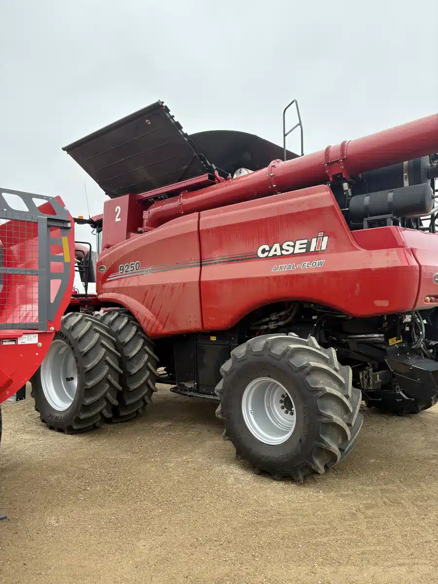 Gallery image 2 for Used 2024 Case IH 9250 Combine