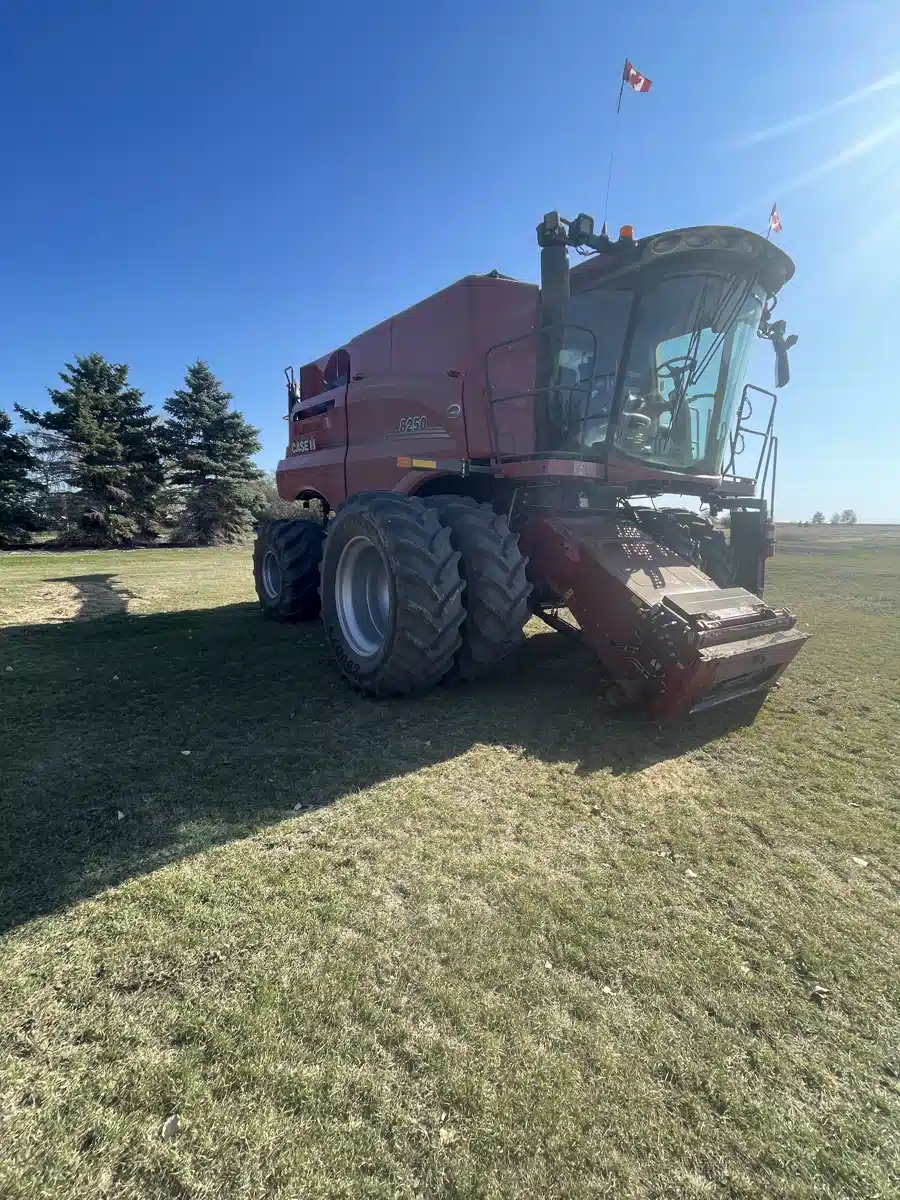 Gallery image 2 for 2023 Case IH 8250 Combine