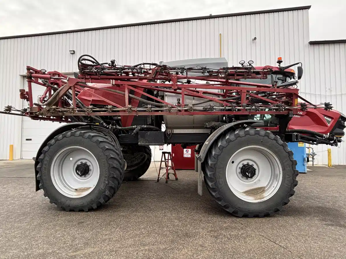 Gallery image 2 for 2025 Case IH PATRIOT 4450 Sprayer - Self Propelled