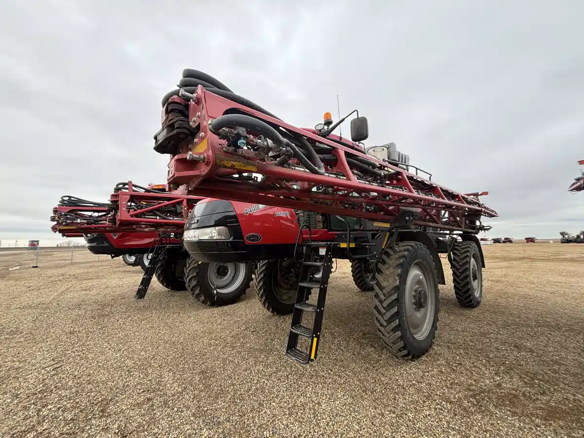 Gallery image 2 for Used 2021 Case IH PATRIOT 4440 Sprayer - Self Propelled