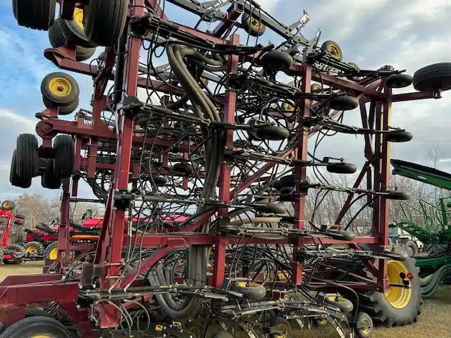 Gallery image 2 for 2010 Seed Hawk 7212 Air Drill