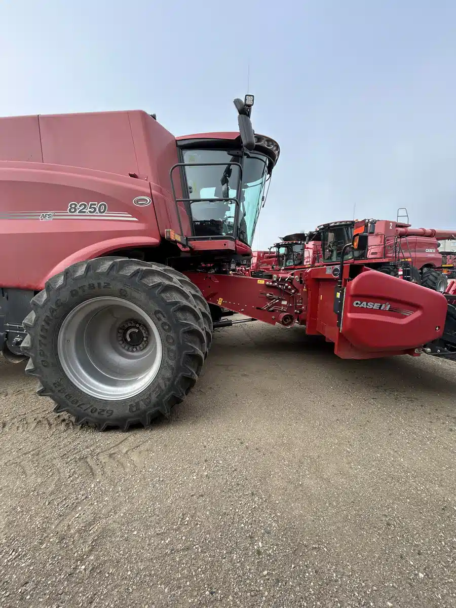 Photo de la Galerie 2 pour 2022 Case IH 8250 Batteuse