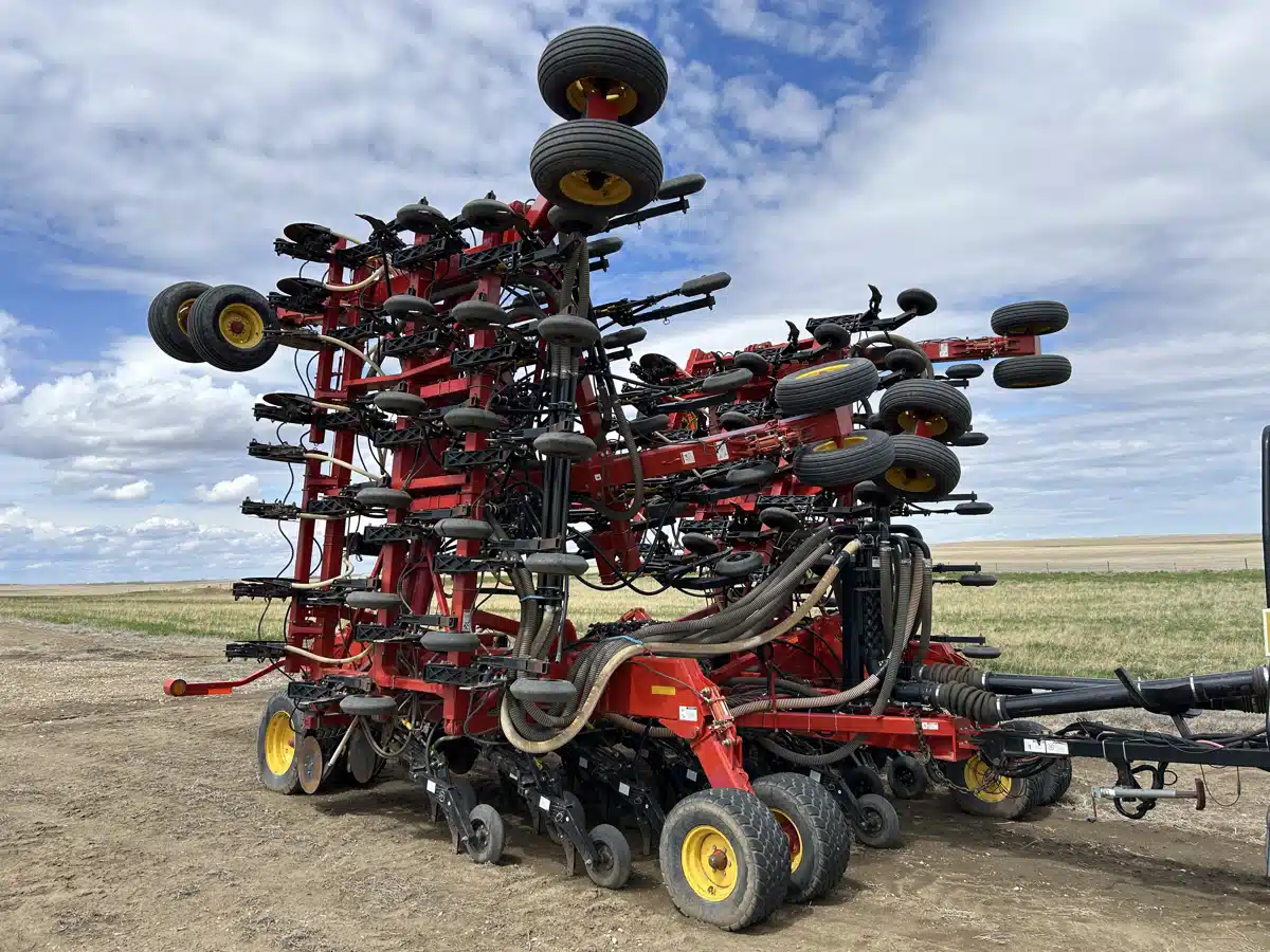 Gallery image 2 for 2013 Bourgault 3320-60 Air Drill