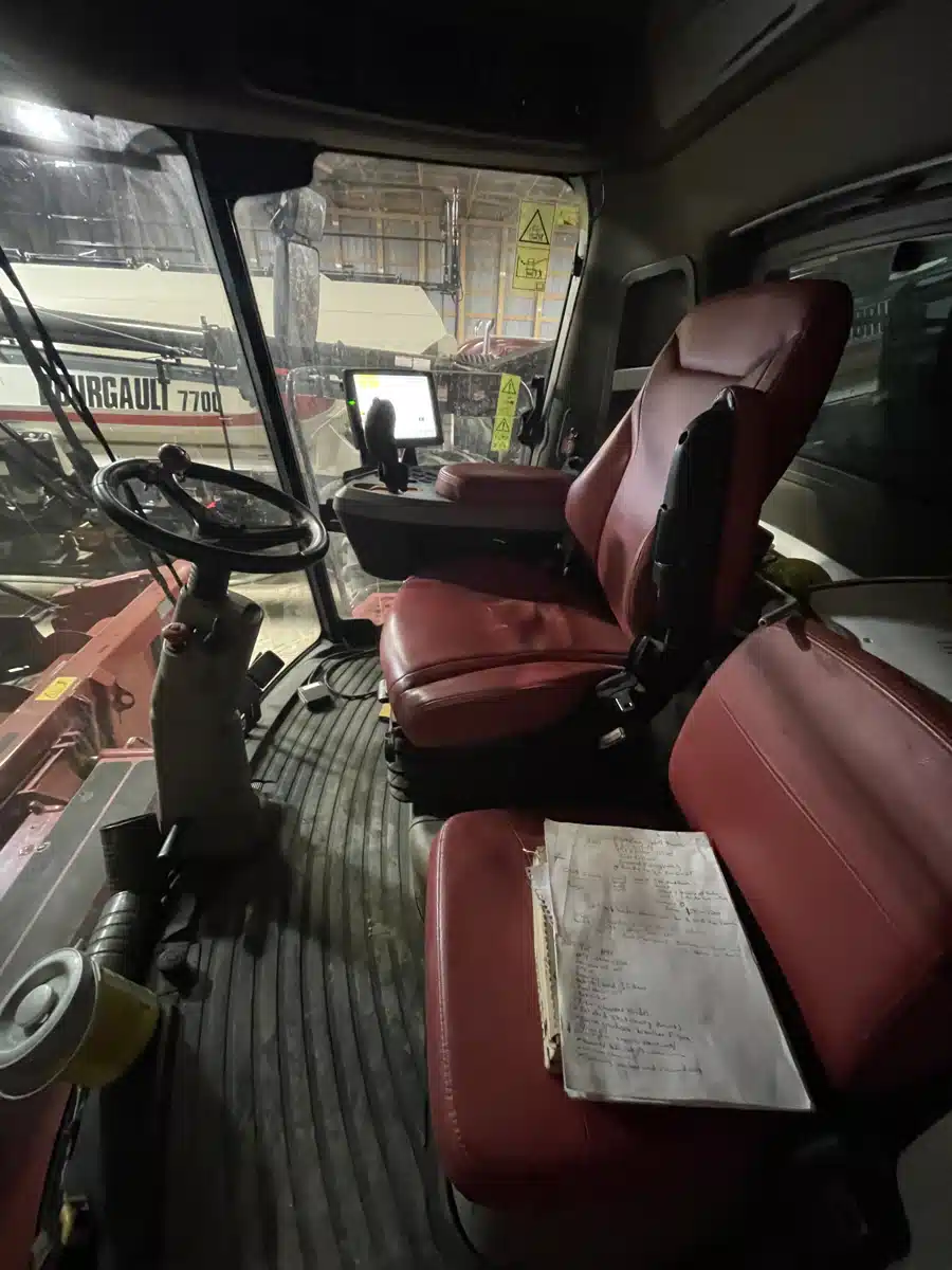 Gallery image 2 for 2022 Case IH 9250 Combine