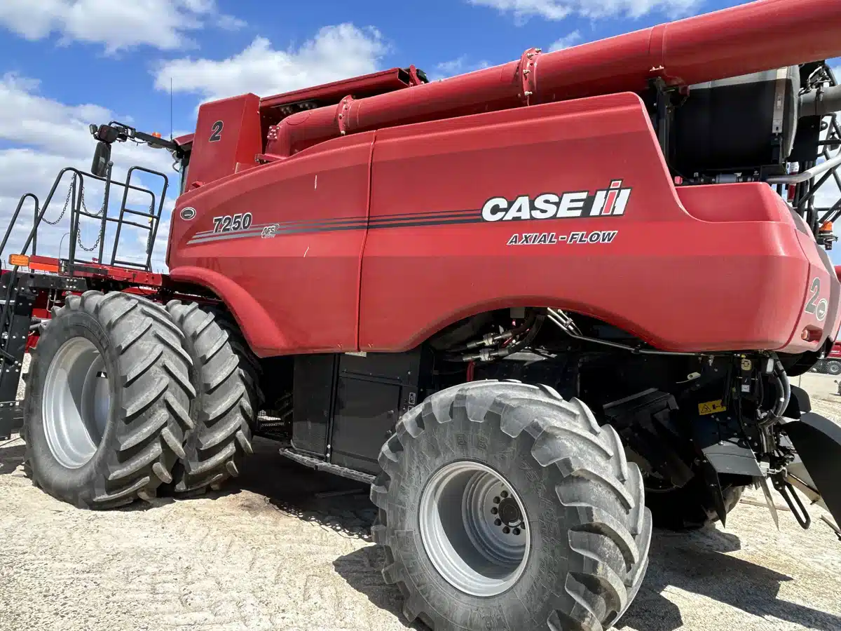 Gallery image 2 for 2021 Case IH 7250 Combine