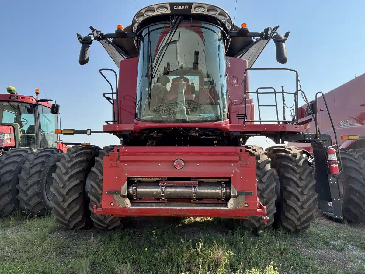 Photo de la Galerie 2 pour 2021 Case IH 8250 Batteuse