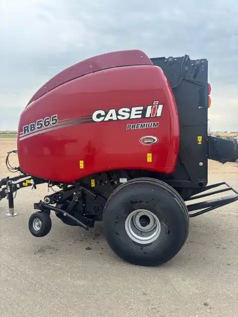 Photo de la Galerie 1 pour 2021 Case IH RB565 Presse à Balle Ronde