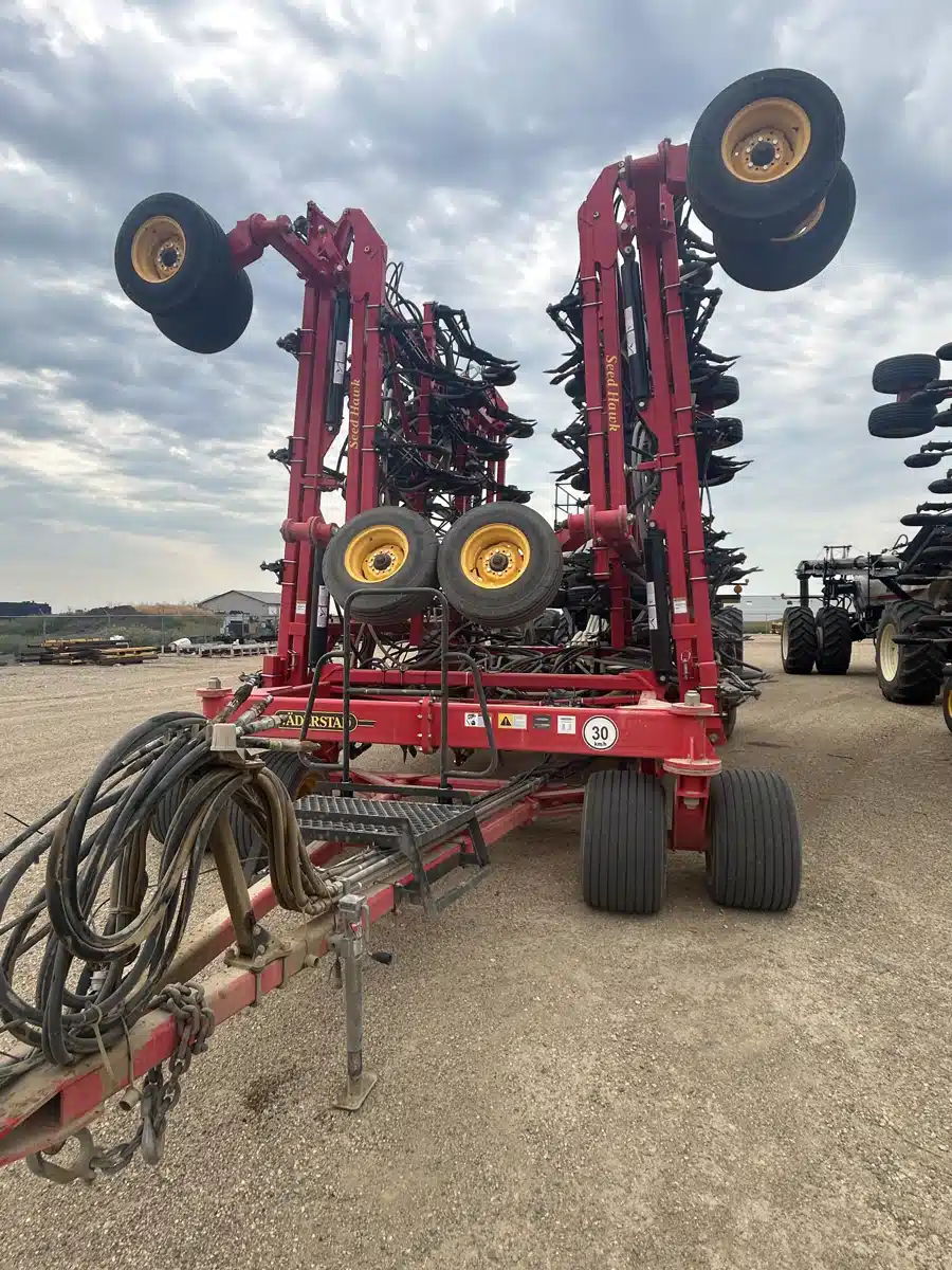 Gallery image 1 for 2021 Seed Hawk 6012 & 2020 Flexi-Coil 5860 Air Drill