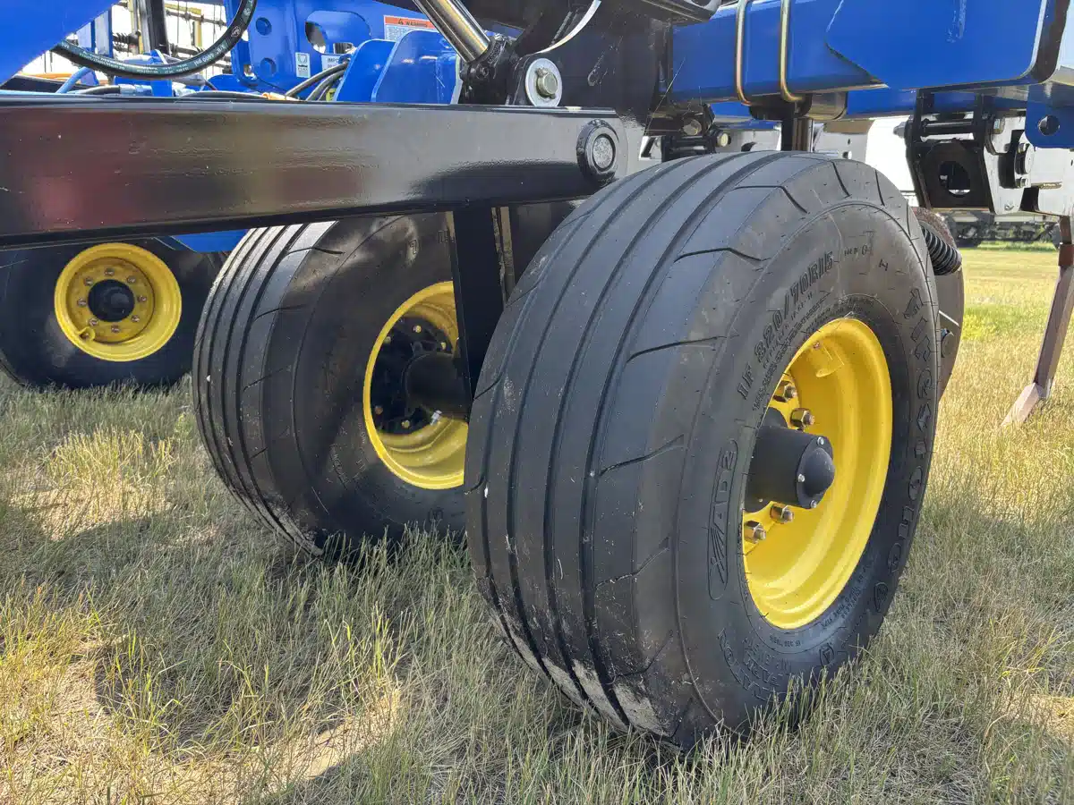 Gallery image 2 for 2023 Landoll 2512F-9-30 Ripper