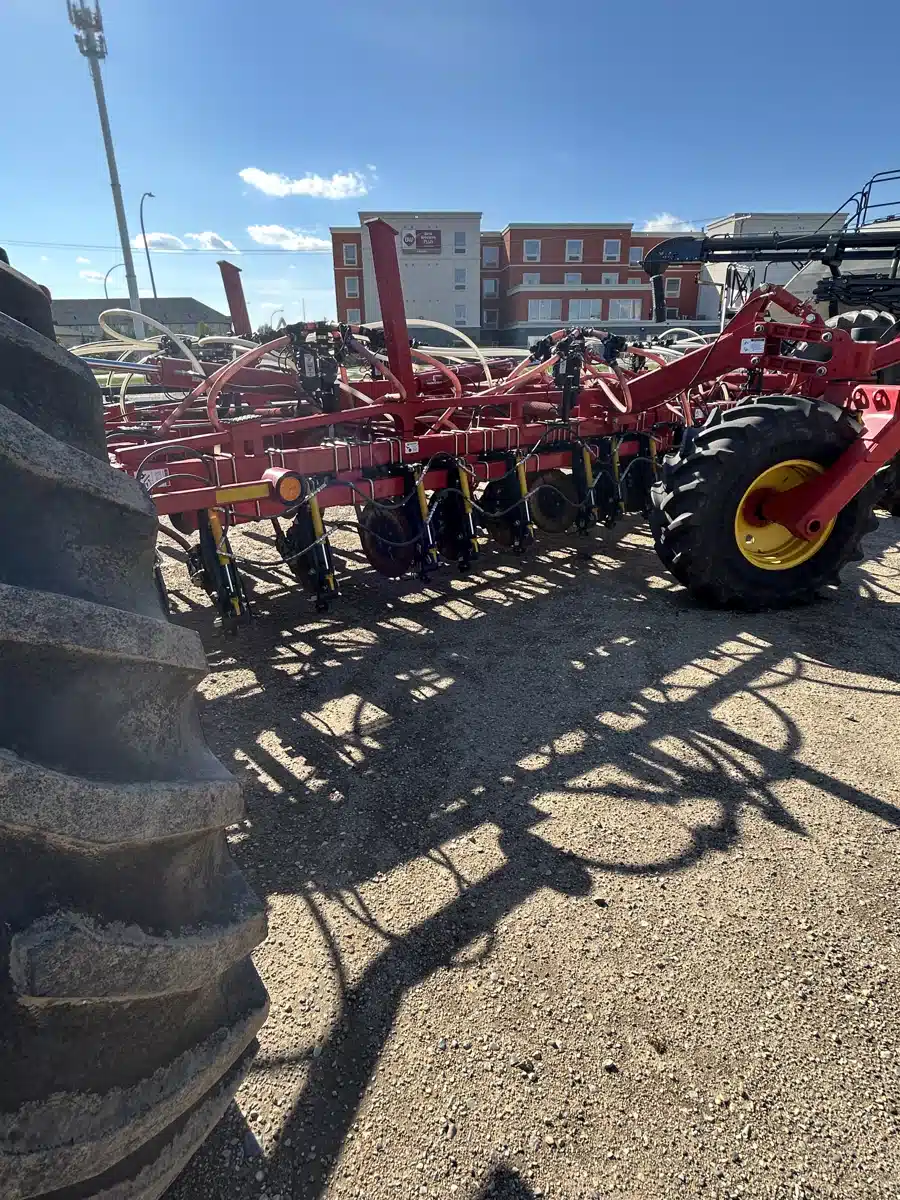 Gallery image 2 for 2023 Bourgault 3335-76-10 Air Drill