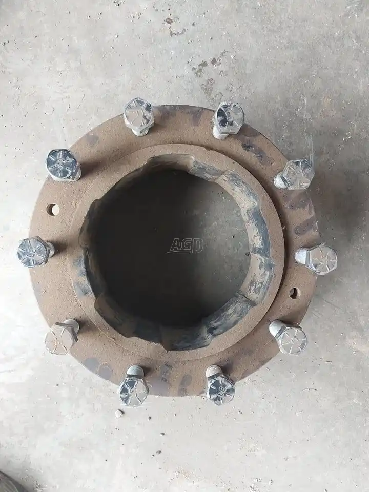 Gallery image 1 for Used Unverferth 5'' WIDE Rims