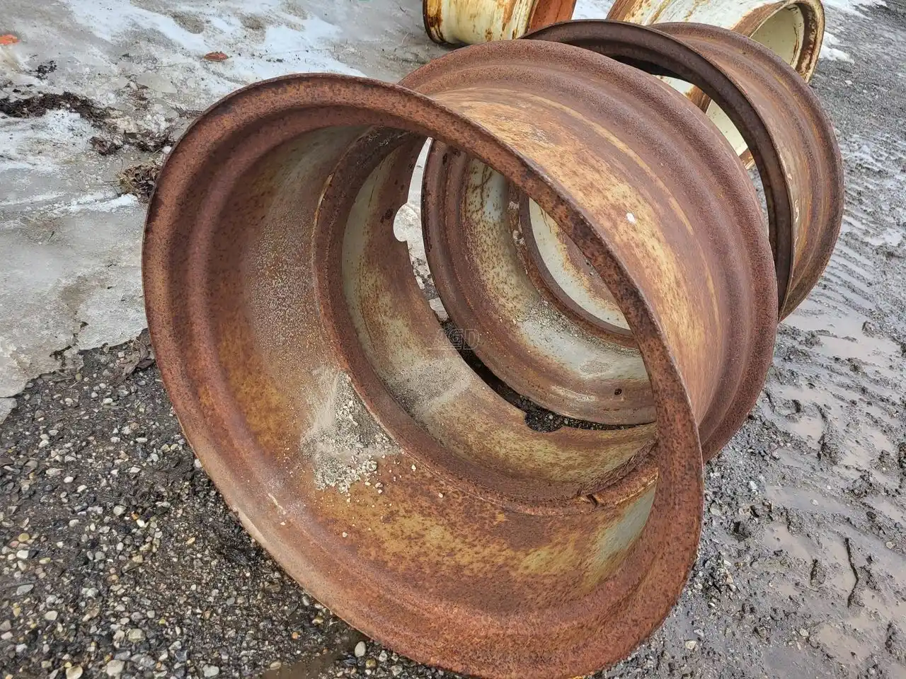 Gallery image 1 for Used Unspecified 14x26 Rims