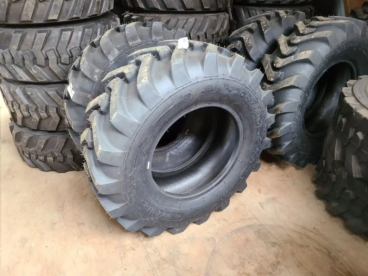 Gallery image 2 for New Petlas 12.5/80-18 Tires