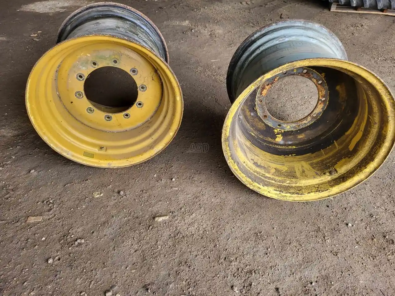 Gallery image 1 for New Holland 25x26 Rims