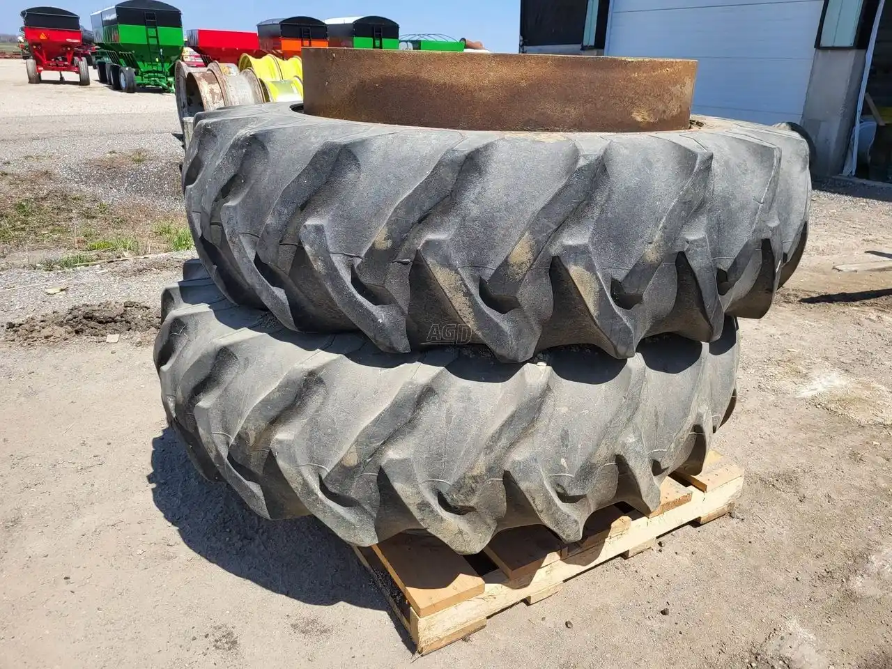 Gallery image 2 for Used Goodyear 15.5-38 Duals