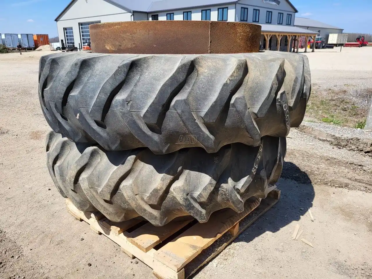 Gallery image 1 for Used Goodyear 15.5-38 Duals