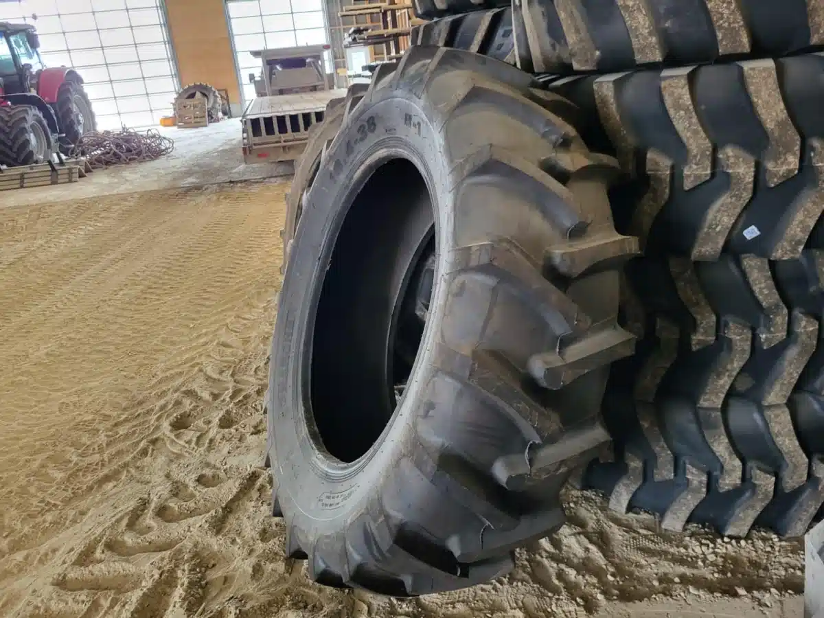 Gallery image 1 for New Marcher 18.4-38 Tires