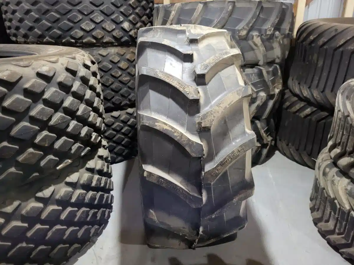 Gallery image 1 for New Marcher 620/75R26 Tires