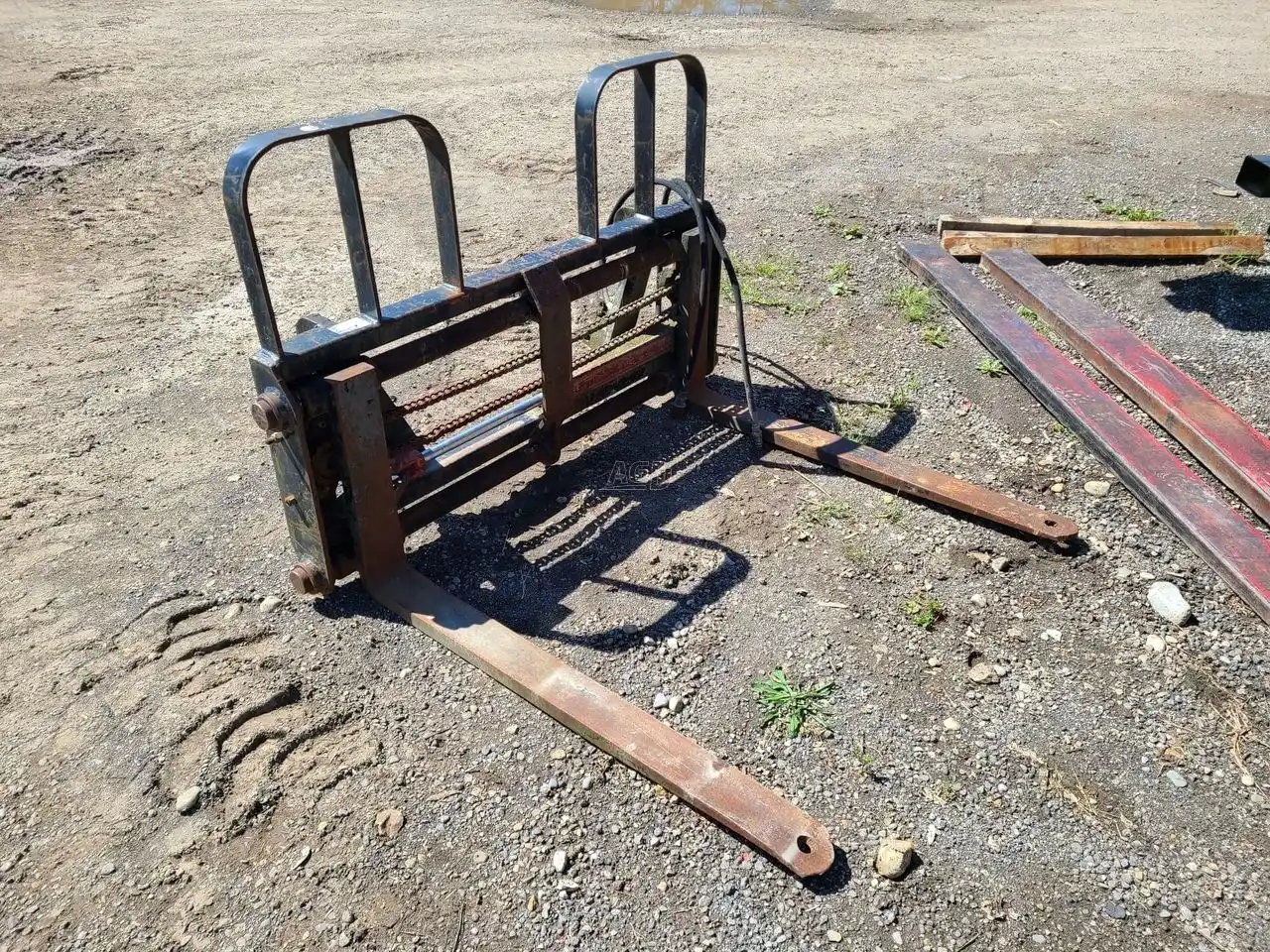 Gallery image 1 for Used HLA Attachments HDN4242 Pallet Fork