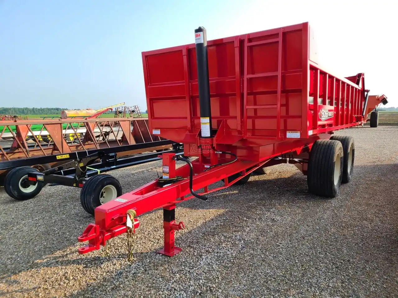 Gallery image 2 for New 2025 John BM Mfg Ltd. T-1500DB DIRT BOSS Trailer - Dump