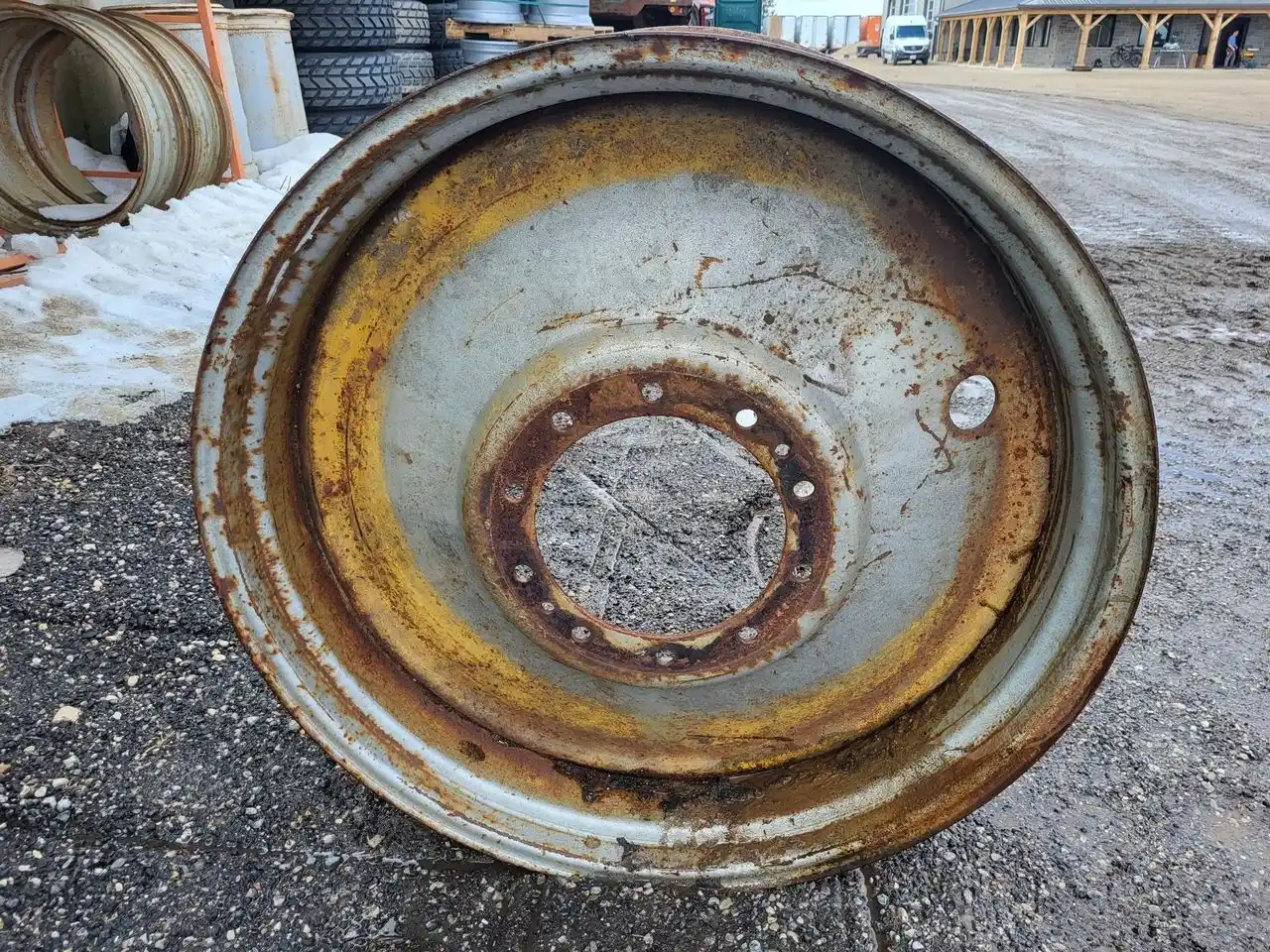 Gallery image 1 for Used Unspecified 18x38 Rims