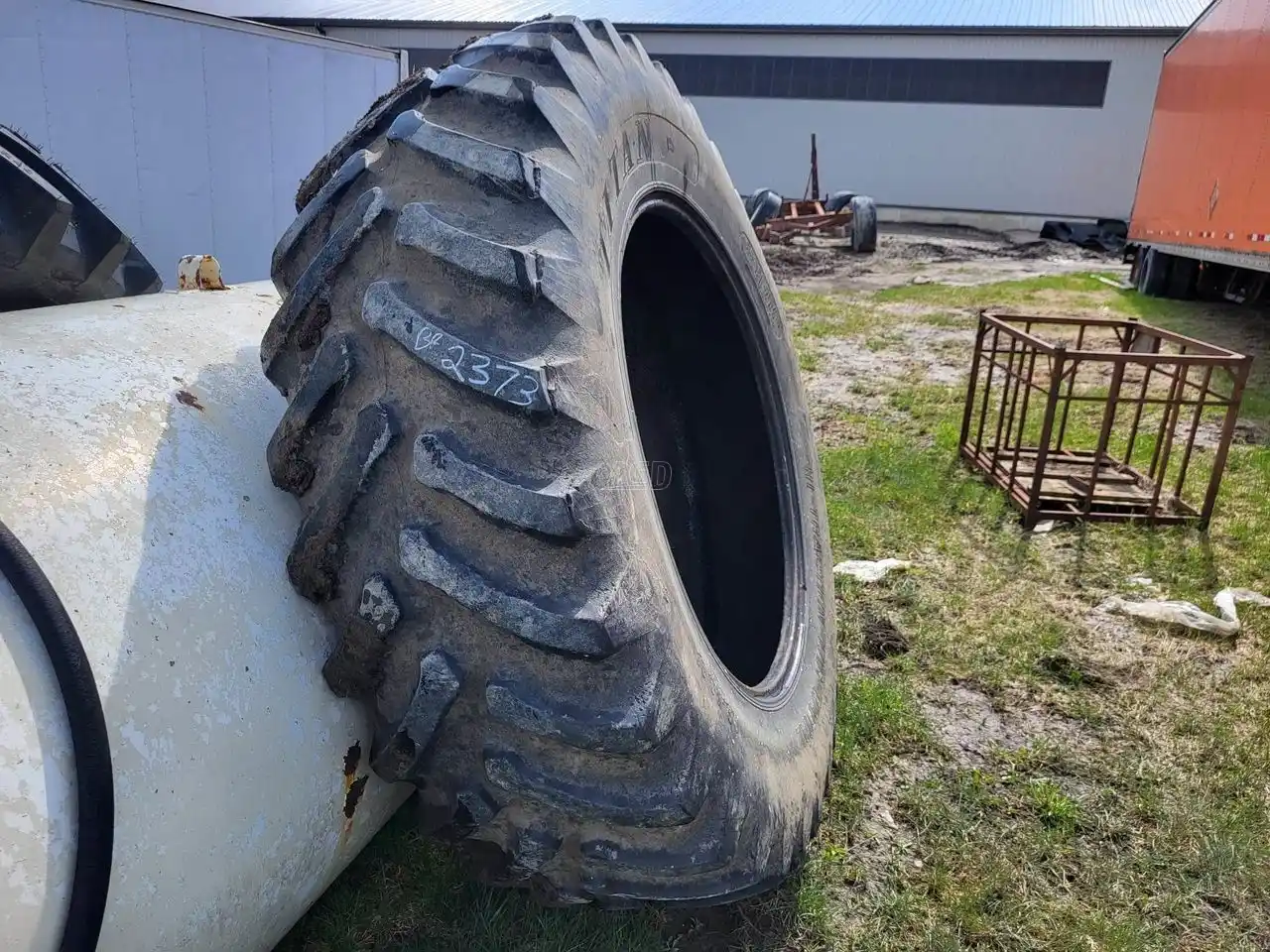 Gallery image 1 for Used Titan 20.8R42 Tires