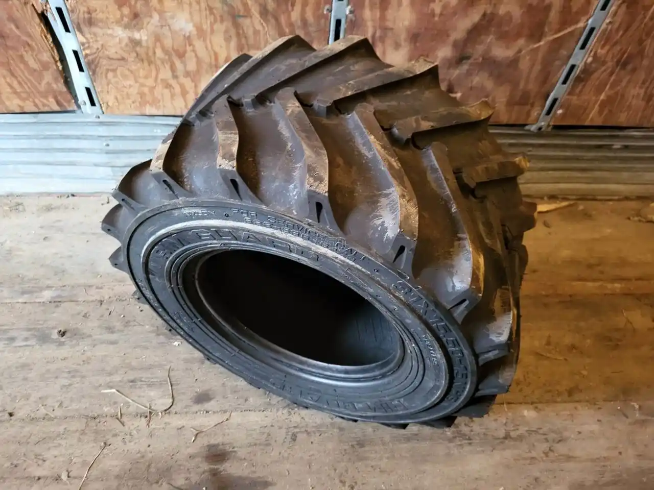 Gallery image 1 for New Multistar 31X15.50-15 Tires