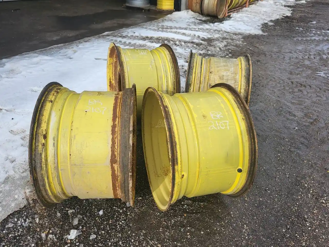 Gallery image 2 for Used Unspecified 21x32 Rims