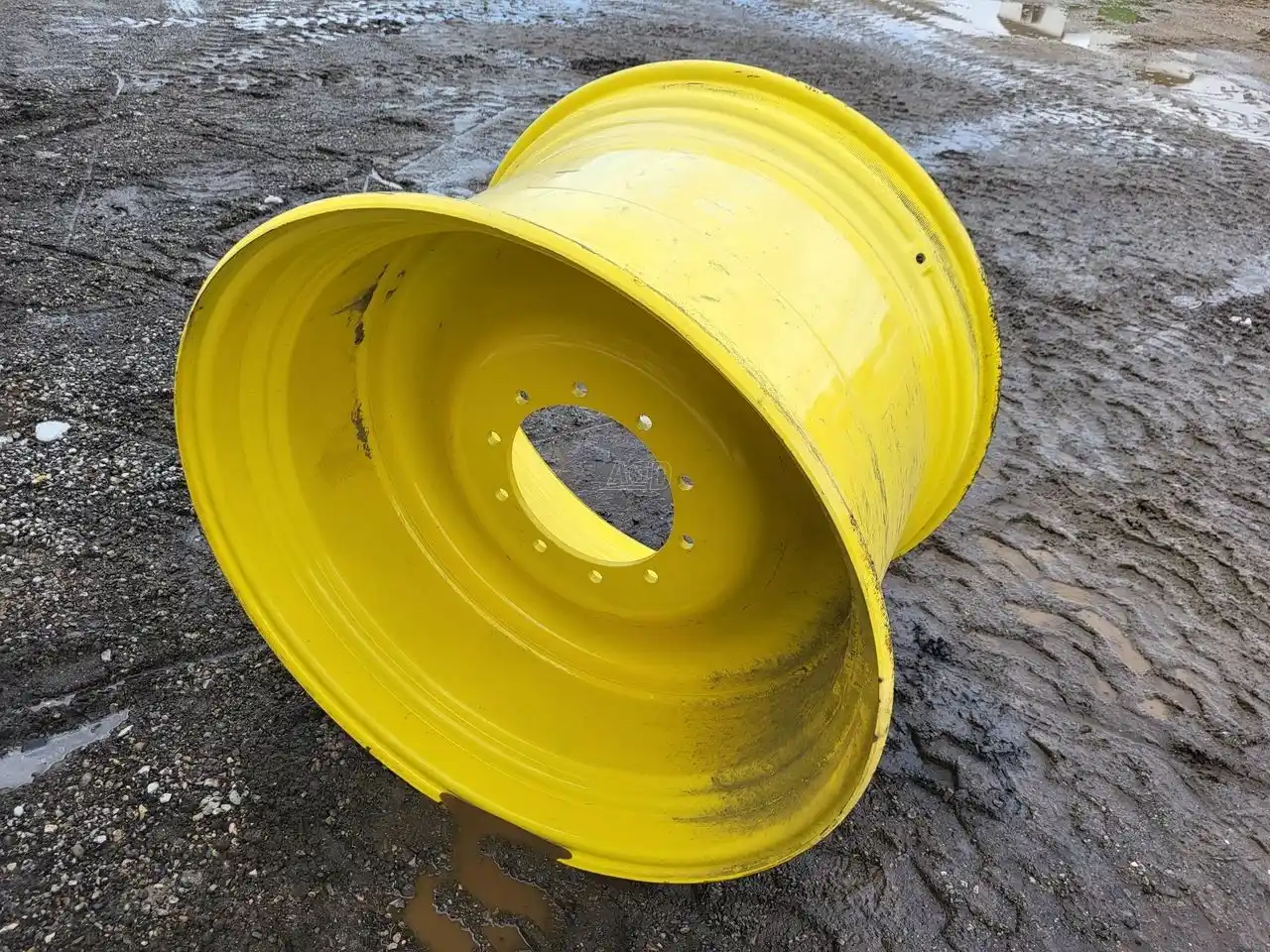 Gallery image 1 for Used Multistar 27x38 Rims