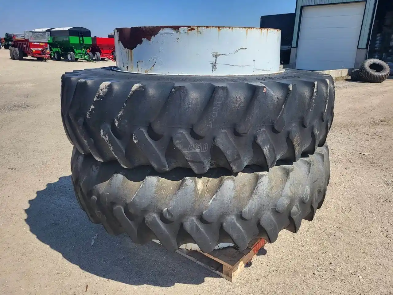 Gallery image 2 for Used Firestone 18.4X46 Tires & Rims