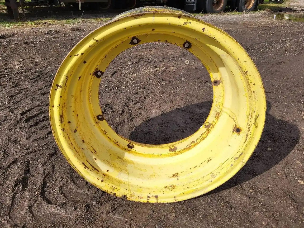 Gallery image 2 for Used Titan 15x24 Rims
