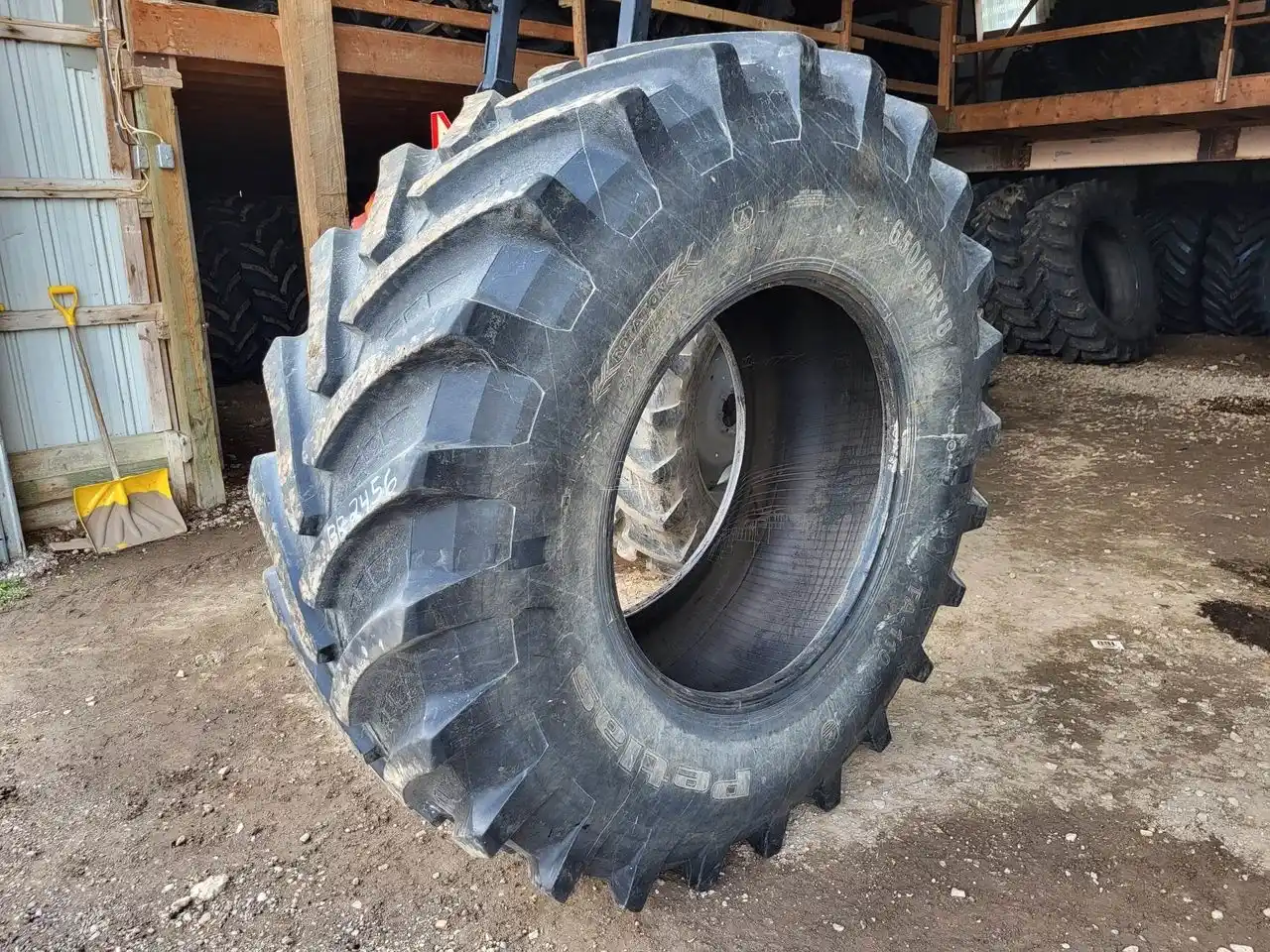 Gallery image 2 for Used Petlas 650/85R38 Tires