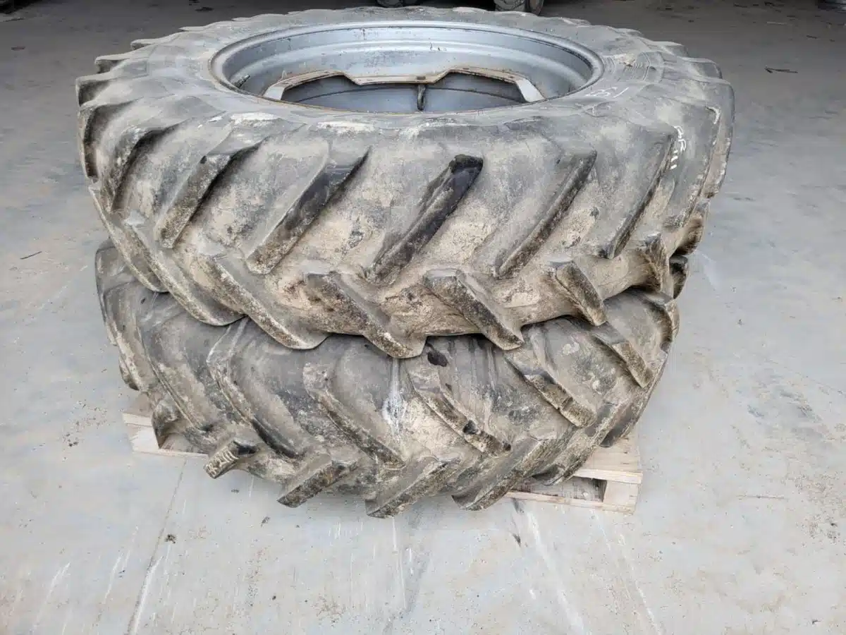 Gallery image 1 for Used Michelin 380/85R34 Tires