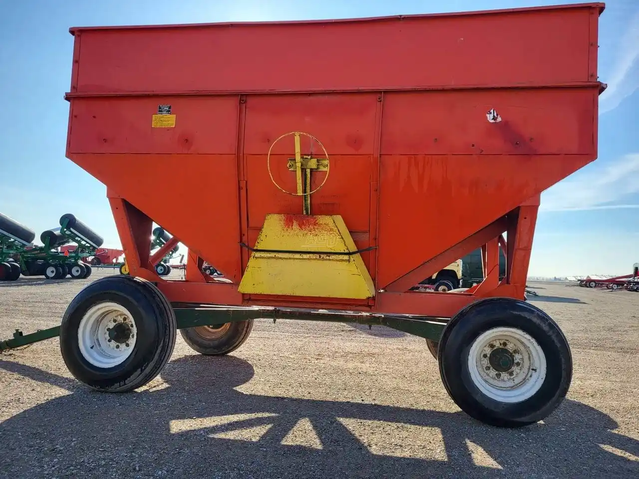 Gallery image 2 for Used J&M 350 Gravity Box
