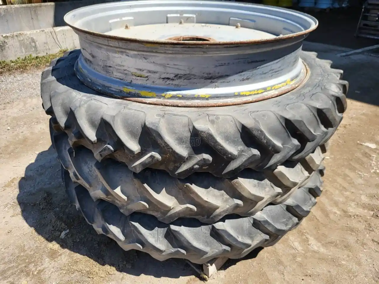 Gallery image 2 for Used Alliance 230/95R44 Tires & Rims