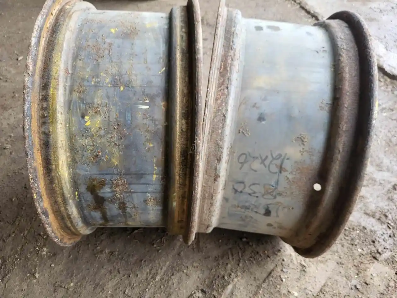 Gallery image 2 for Used Titan 12x26 Rims