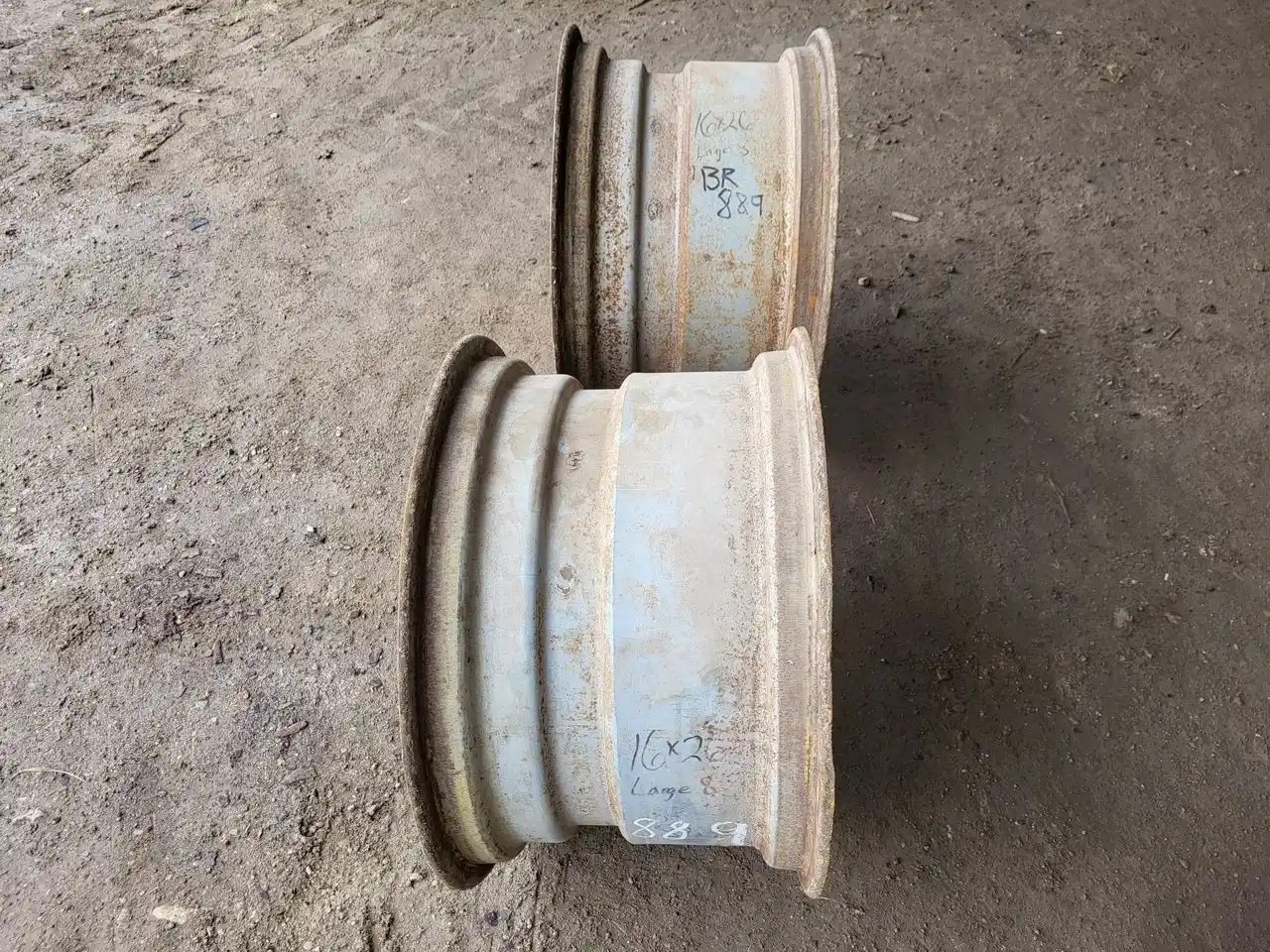 Gallery image 2 for Used Firestone 16x26 Rims