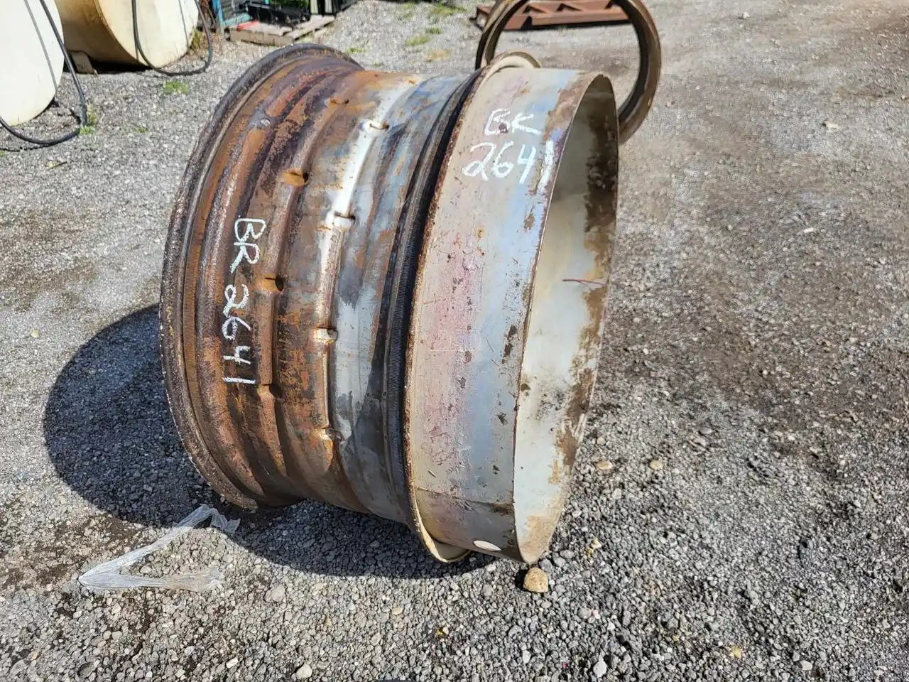 Gallery image 2 for Used Unverferth 16x38 Rims