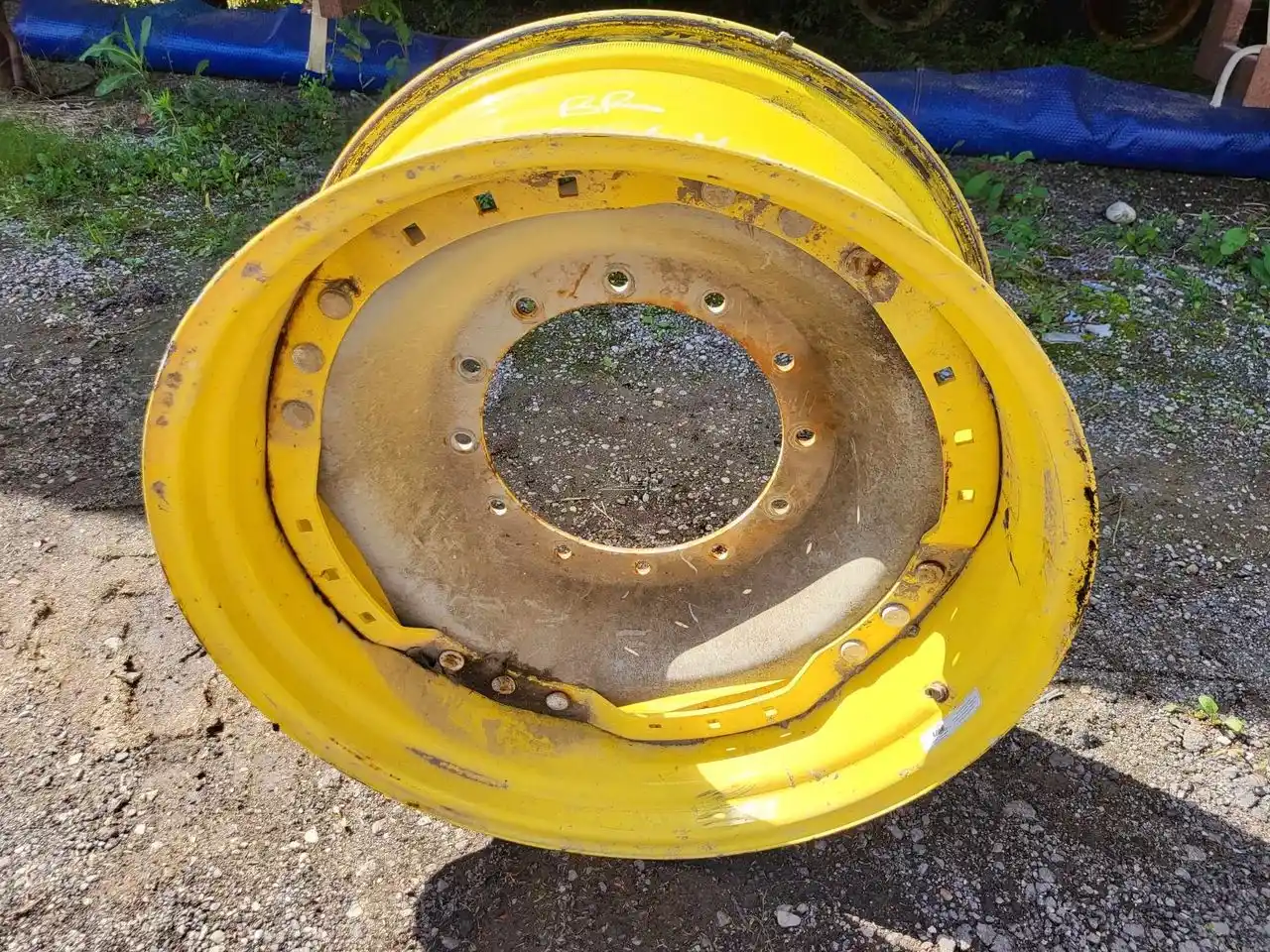 Gallery image 2 for Used Unverferth 15X34 Rims